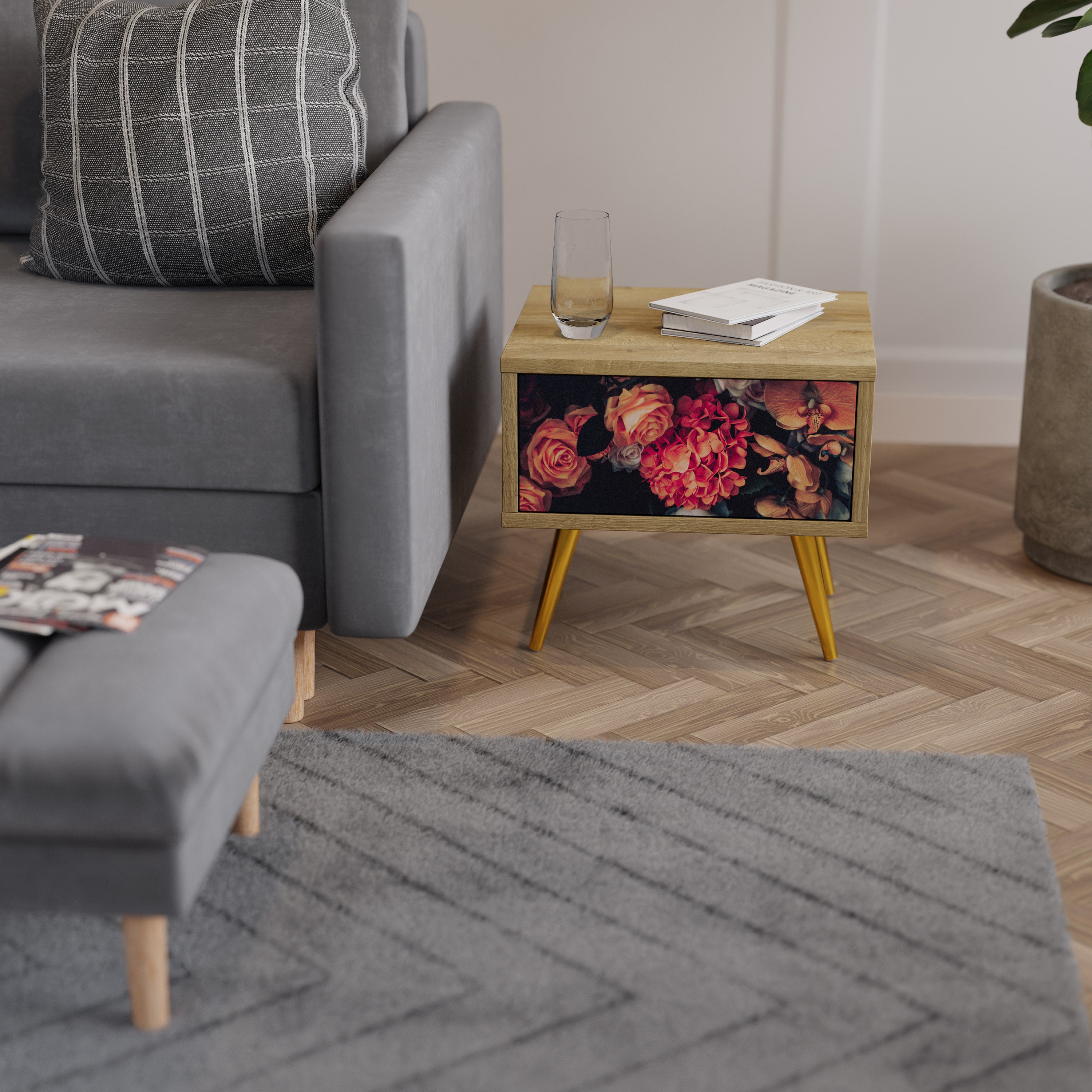 NEVERENDING BLOOM Nattduksbord i Oak Effect