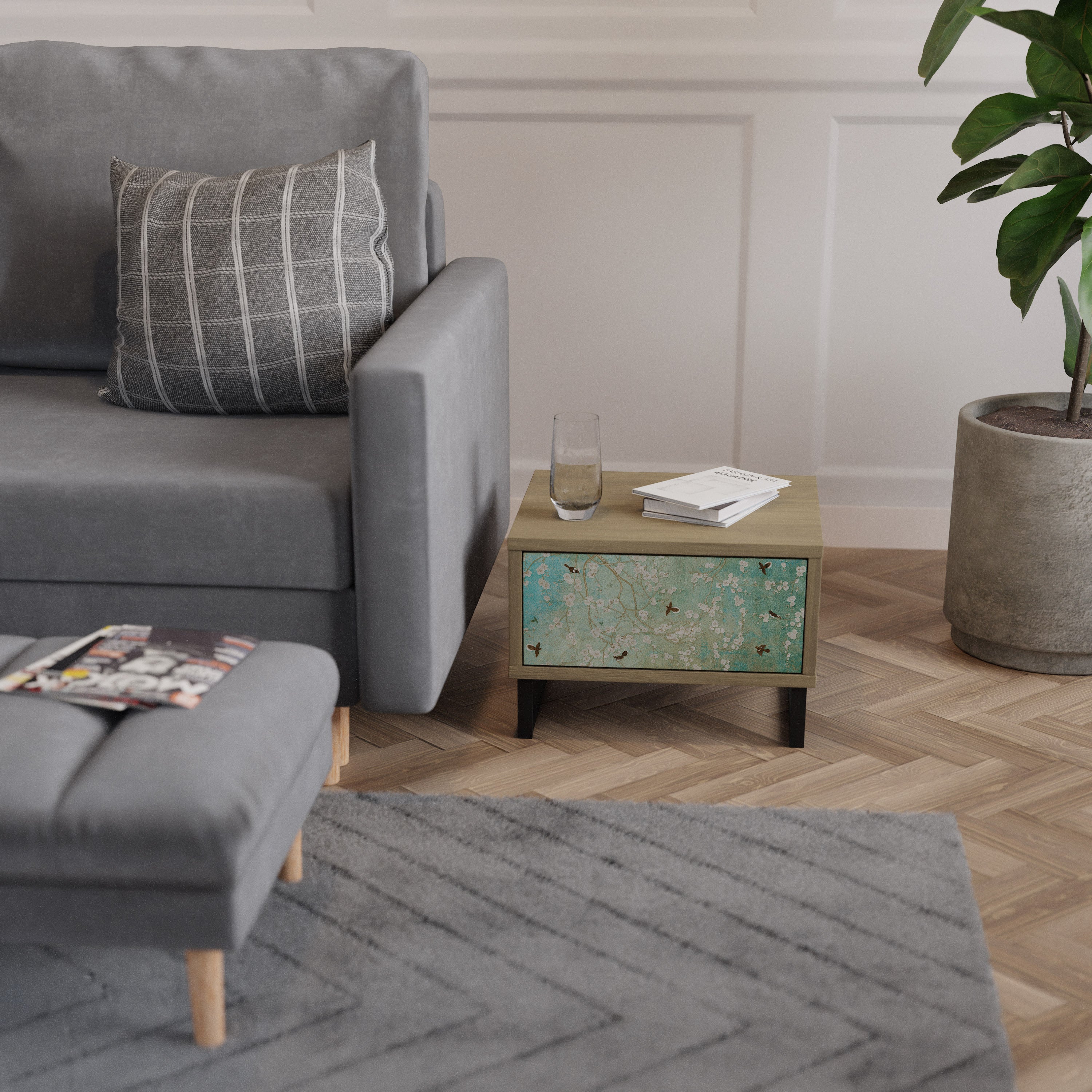 BLOOMING CHARM Nattduksbord i ekeffekt