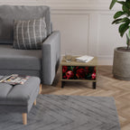 DAHLIA OCH GRATÄPPLÄN Nattduksbord i ekeffekt