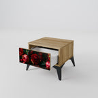 DAHLIA OCH GRATÄPPLÄN Nattduksbord i ekeffekt