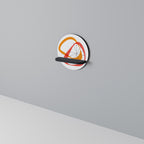 VIBRANT SUMMIT Rund konsthylla i svart finish