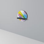 LIMINOUS PARADE Rund konsthylla i svart finish