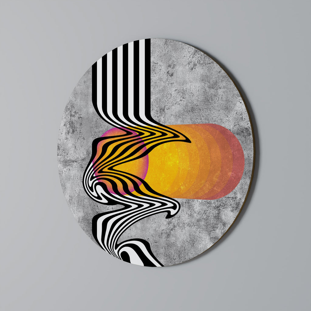 Rund väggdekoration med nyckfulla vågor