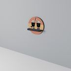 GLAD KAFFE Rund konsthylla i svart finish