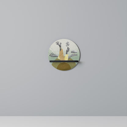 EARTH ELEMENTS Rund konsthylla i svart finish