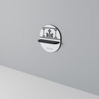 MYTHIC STITCH Oval konsthylla i svart finish