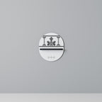 MYTHIC STITCH Oval konsthylla i svart finish