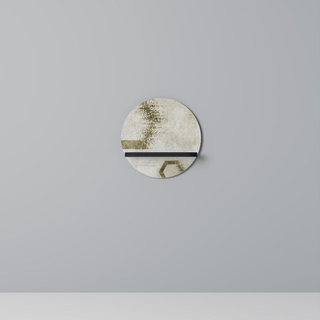HEXAGONALA FORMER Rund konsthylla i svart finish