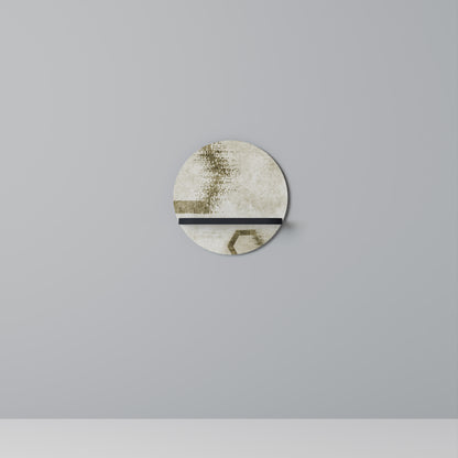 HEXAGONALA FORMER Rund konsthylla i svart finish