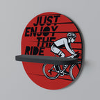 ENJOY THE RIDE Oval konsthylla i svart finish