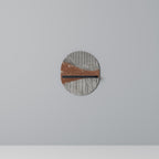 RANDAD TERRÄN Oval konsthylla i svart finish