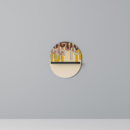 FÄRGRIKA STRÄNGAR Oval konsthylla i svart finish