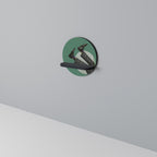 FALL OF MAN Rund konsthylla i svart finish