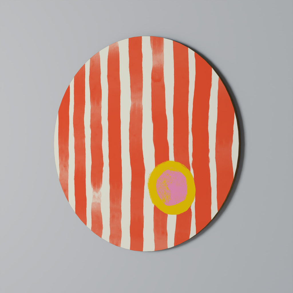 Rund väggdekoration med glädjefyllda vibbar