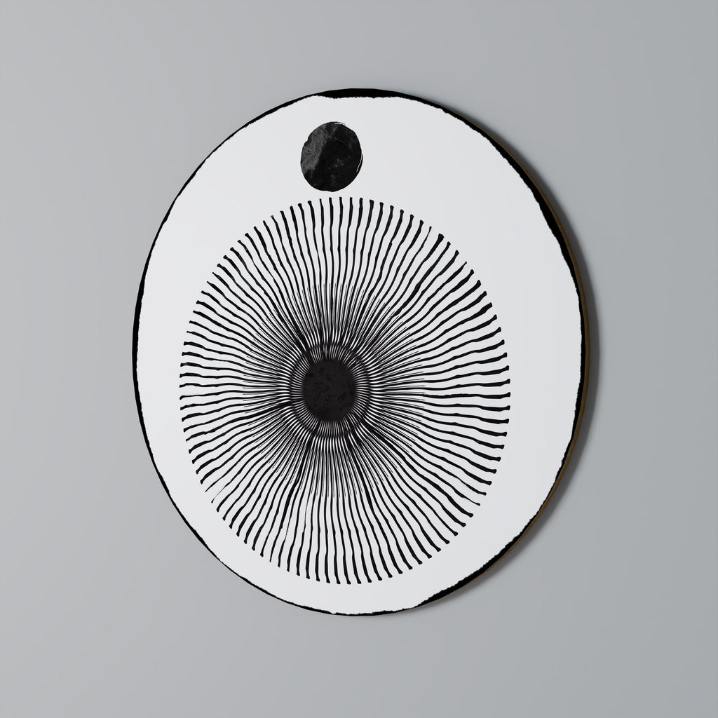 Rund väggkonst med mörkret kommer