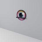 FANTASY EYE Rund konsthylla i svart finish