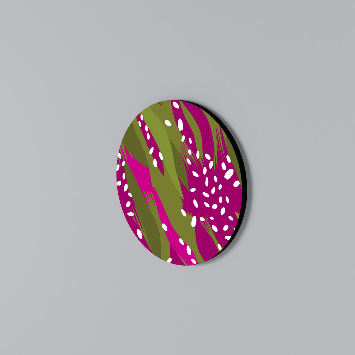 ENCHANTED TIGER Round Wall Art