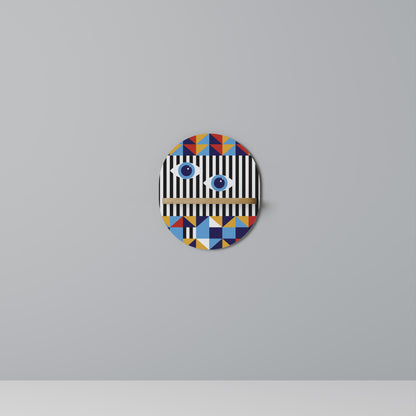 ABSTRAKTION OCH GEOMETRI Oval konsthylla i ekeffekt