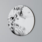 ELEGANT DROPLETS Round Wall Art