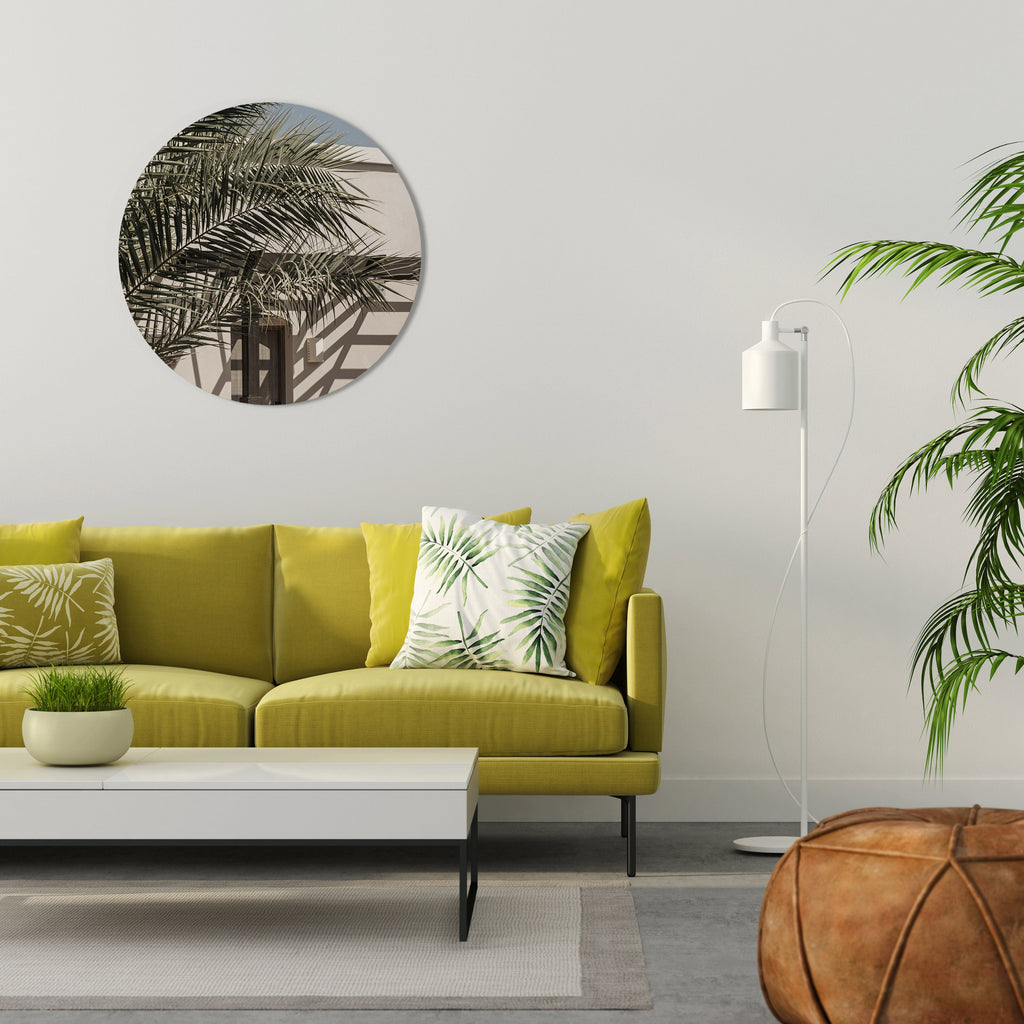 Rund väggdekoration med palmskugga och dans