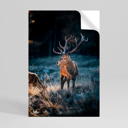 ANTLERED REGALITY Vertikal affisch med självhäftande motiv