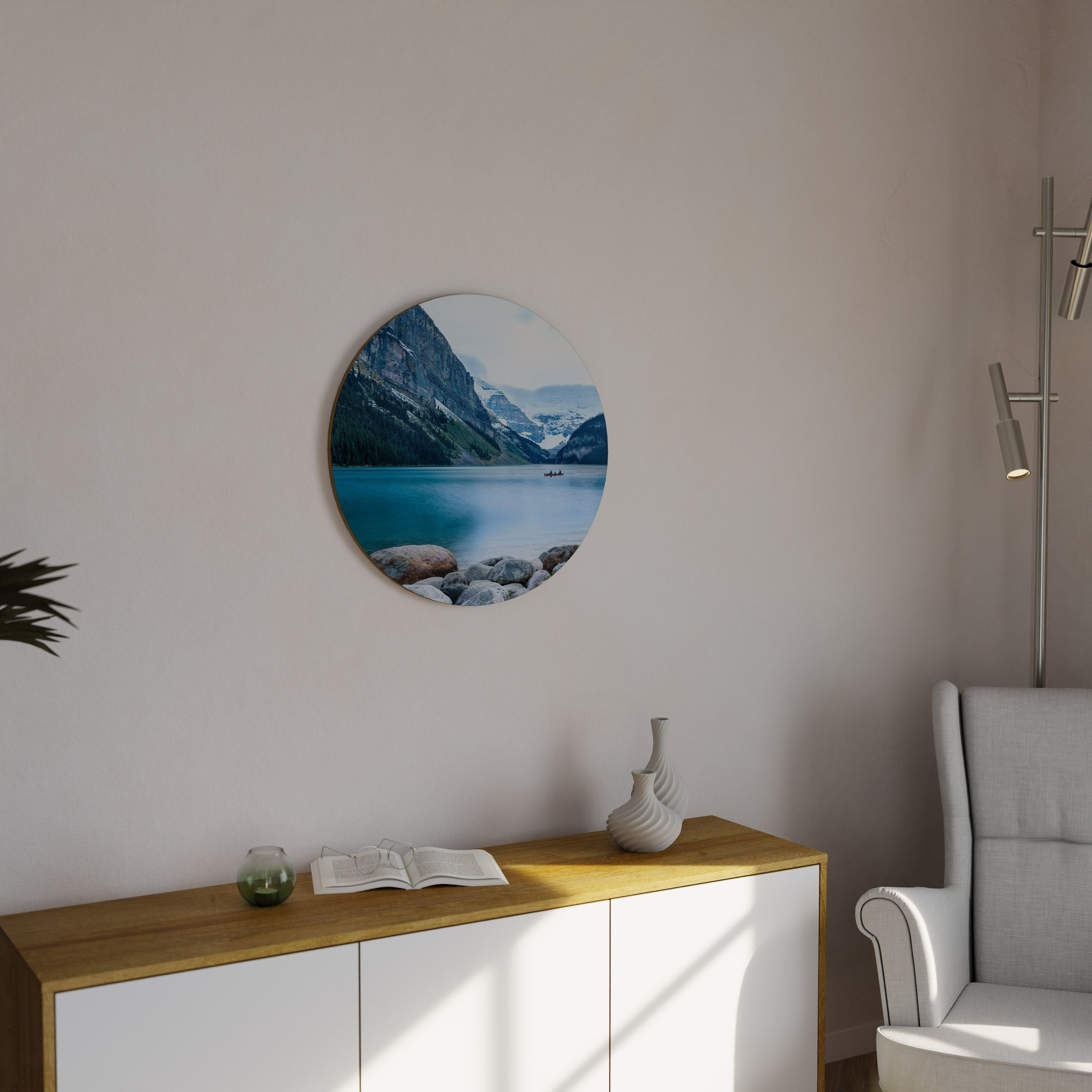 Rund väggdekoration med REFLEKTIVA VATTEN