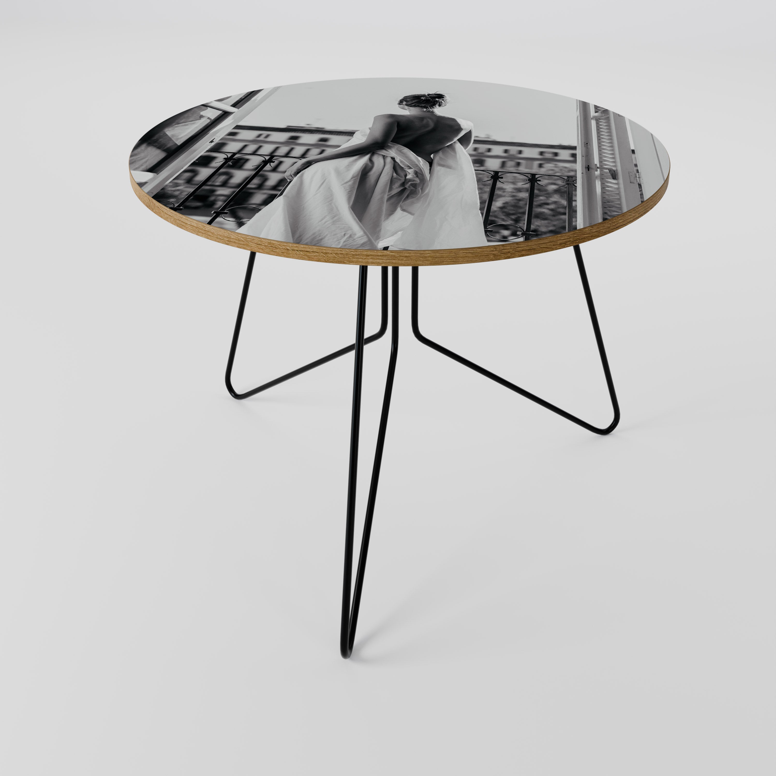 DRESS OF DREAMS Soffbord