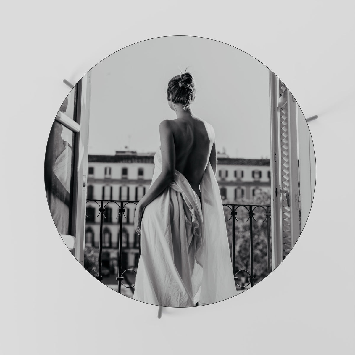DRESS OF DREAMS Soffbord