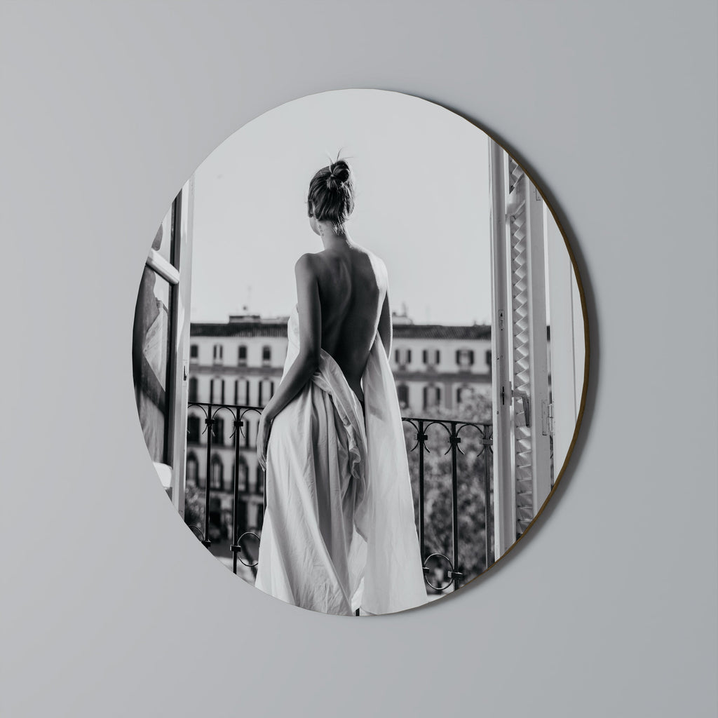 DRÖMMENS KLÄNNING Rund väggkonst