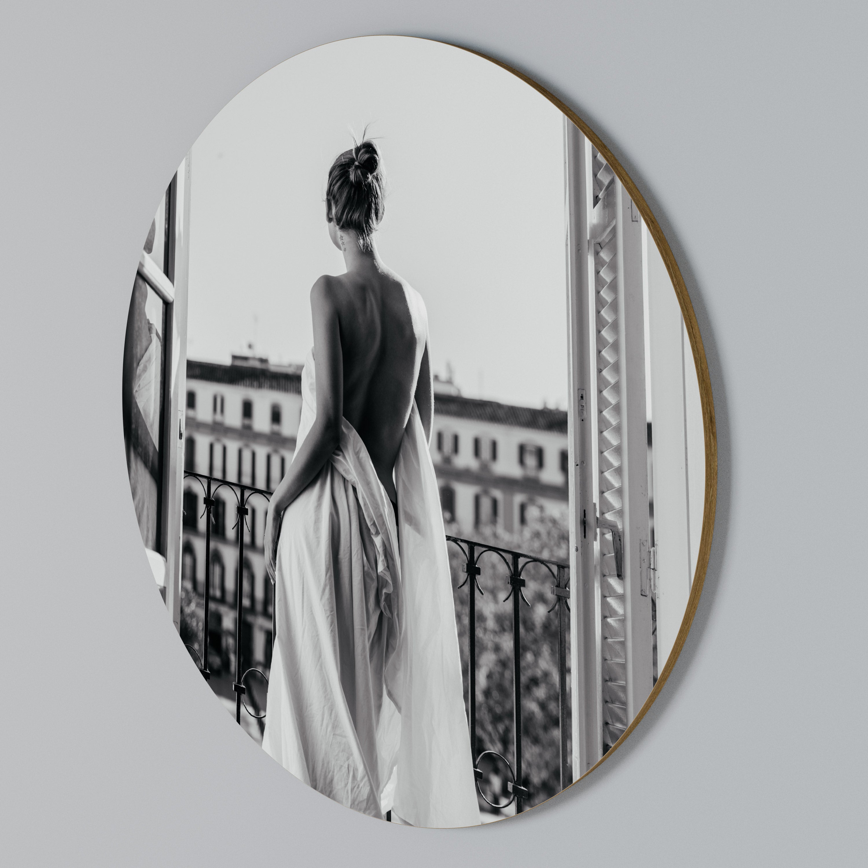 DRESS OF DREAMS Round Wall Art