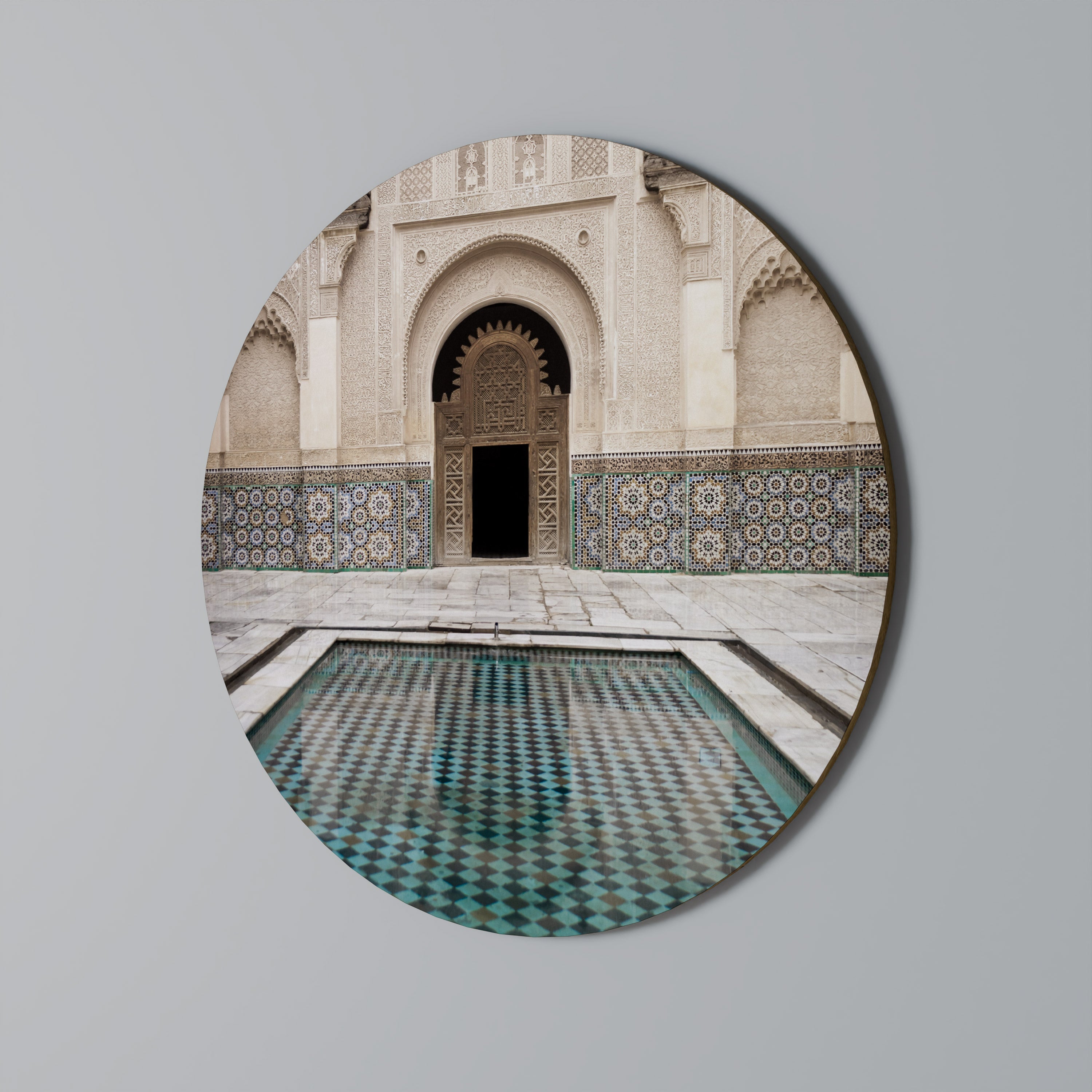 MYSTIC ENTRANCE Rund väggkonst