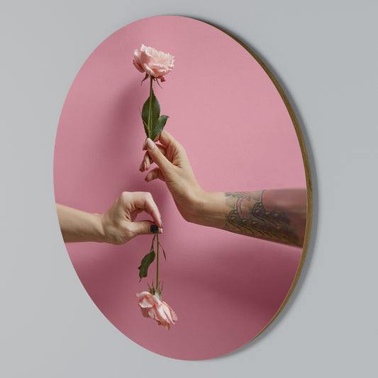 FLORAL CONNECTIONS Round Wall Art