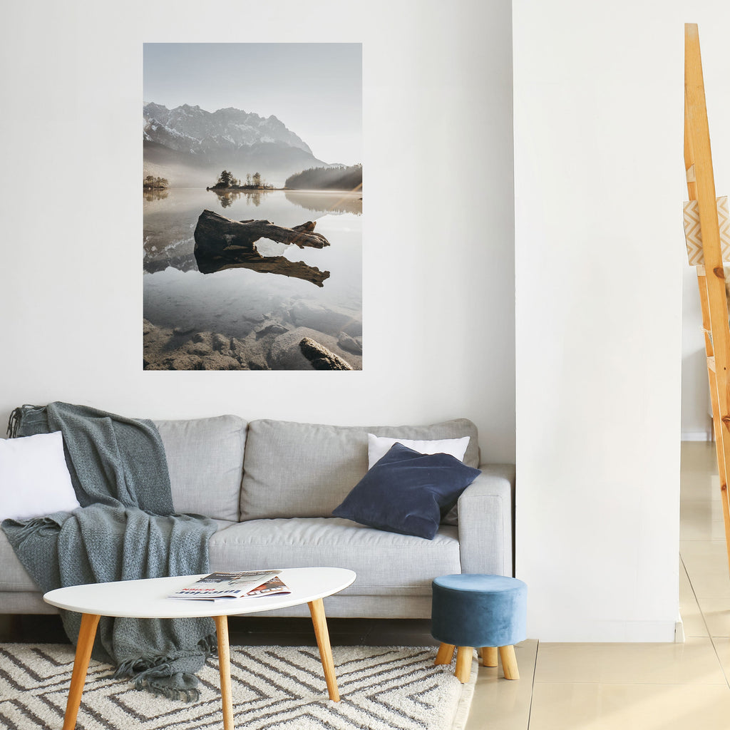 TYST VATTENLANDSKAP vertikal poster med självhäftande text