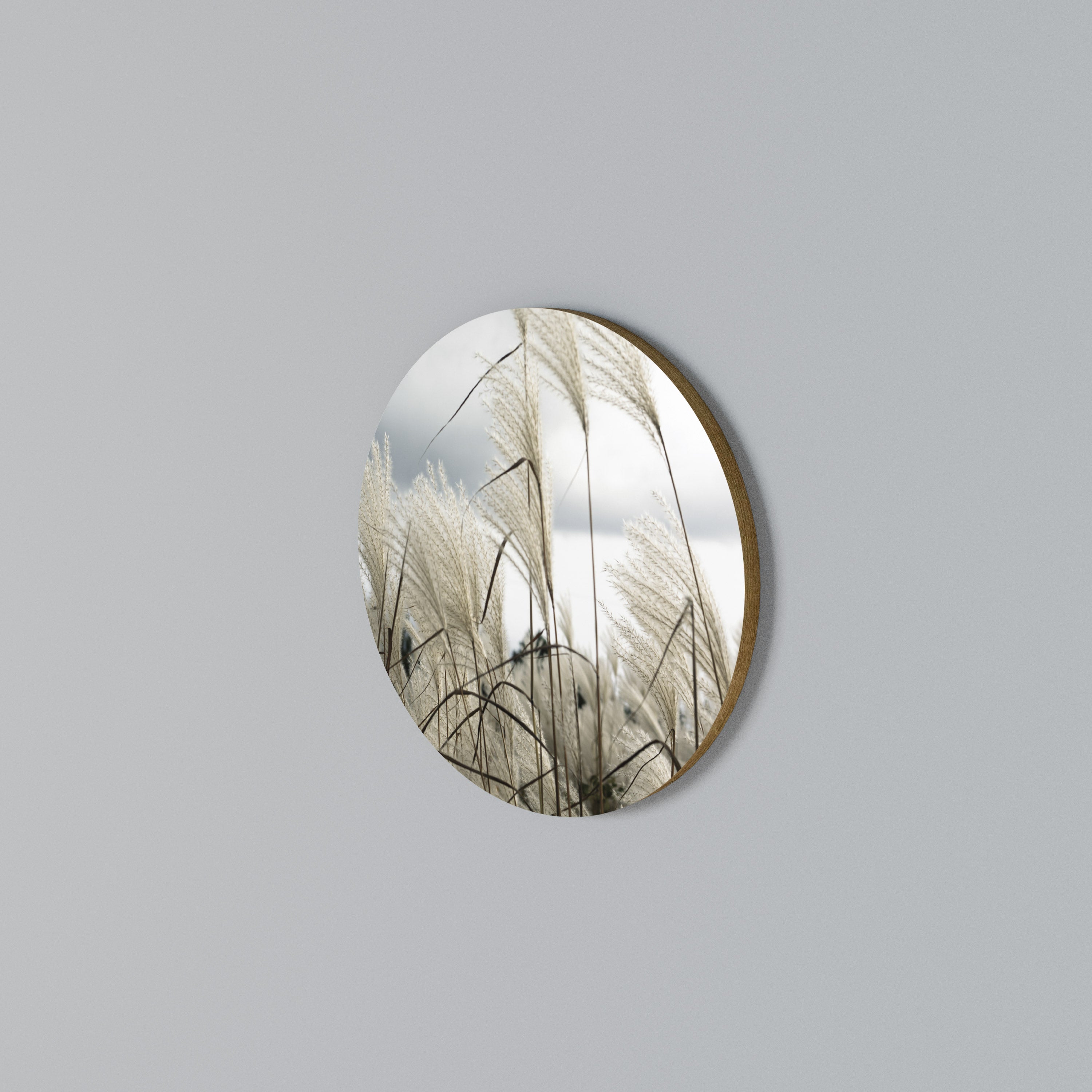 CLOUDS ABOVE GRASS Rund väggdekor