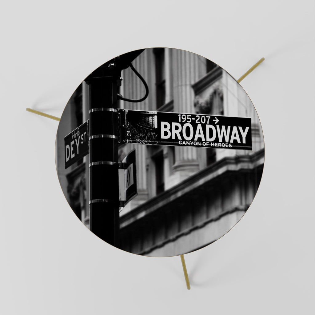 BROADWAY SKYLT Soffbord 60