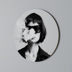 SMOKY BELLE Round Wall Art
