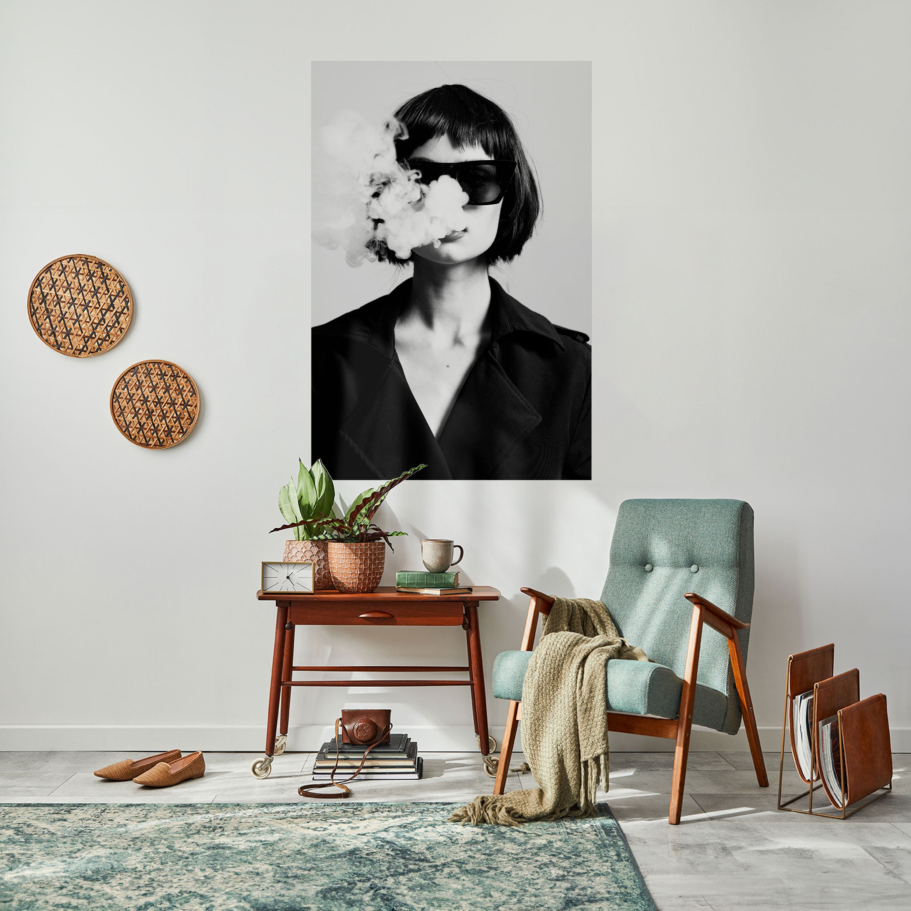SMOKY BELLE vertikal poster med självhäftande motiv
