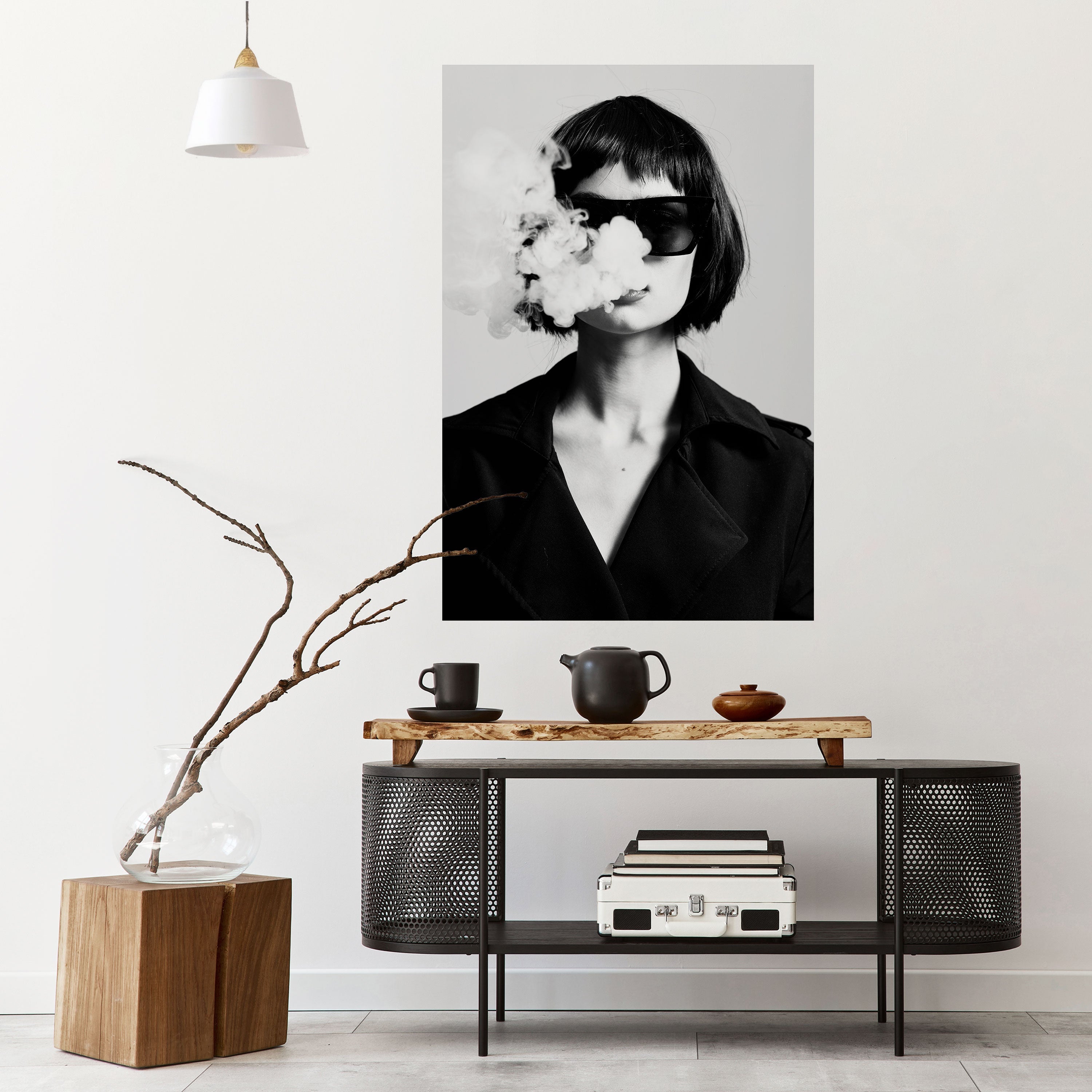 SMOKY BELLE vertikal poster med självhäftande motiv
