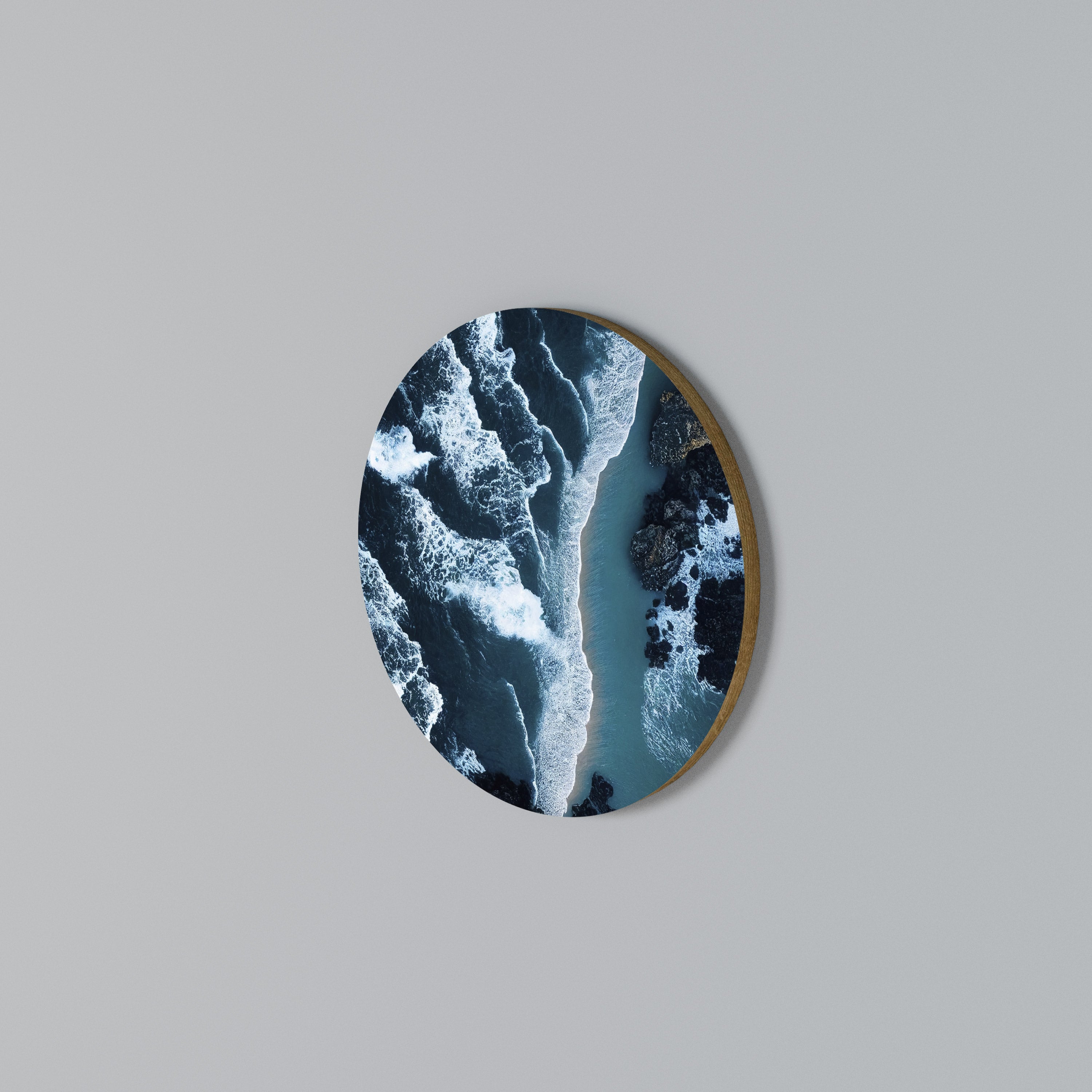 COSMIC COASTLINE Rund väggdekor