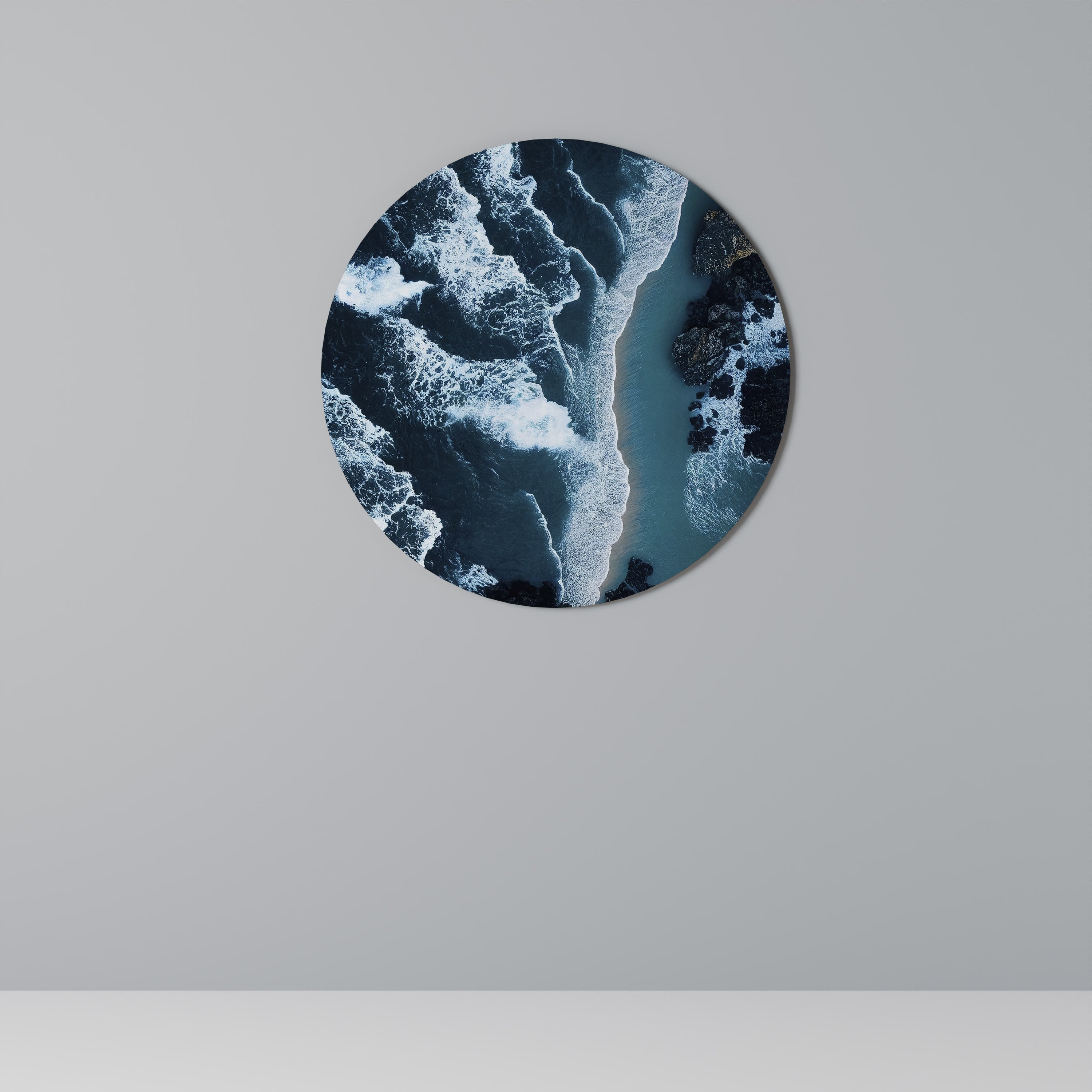 Rund väggdekoration med KOSMISK KUSTLINJE