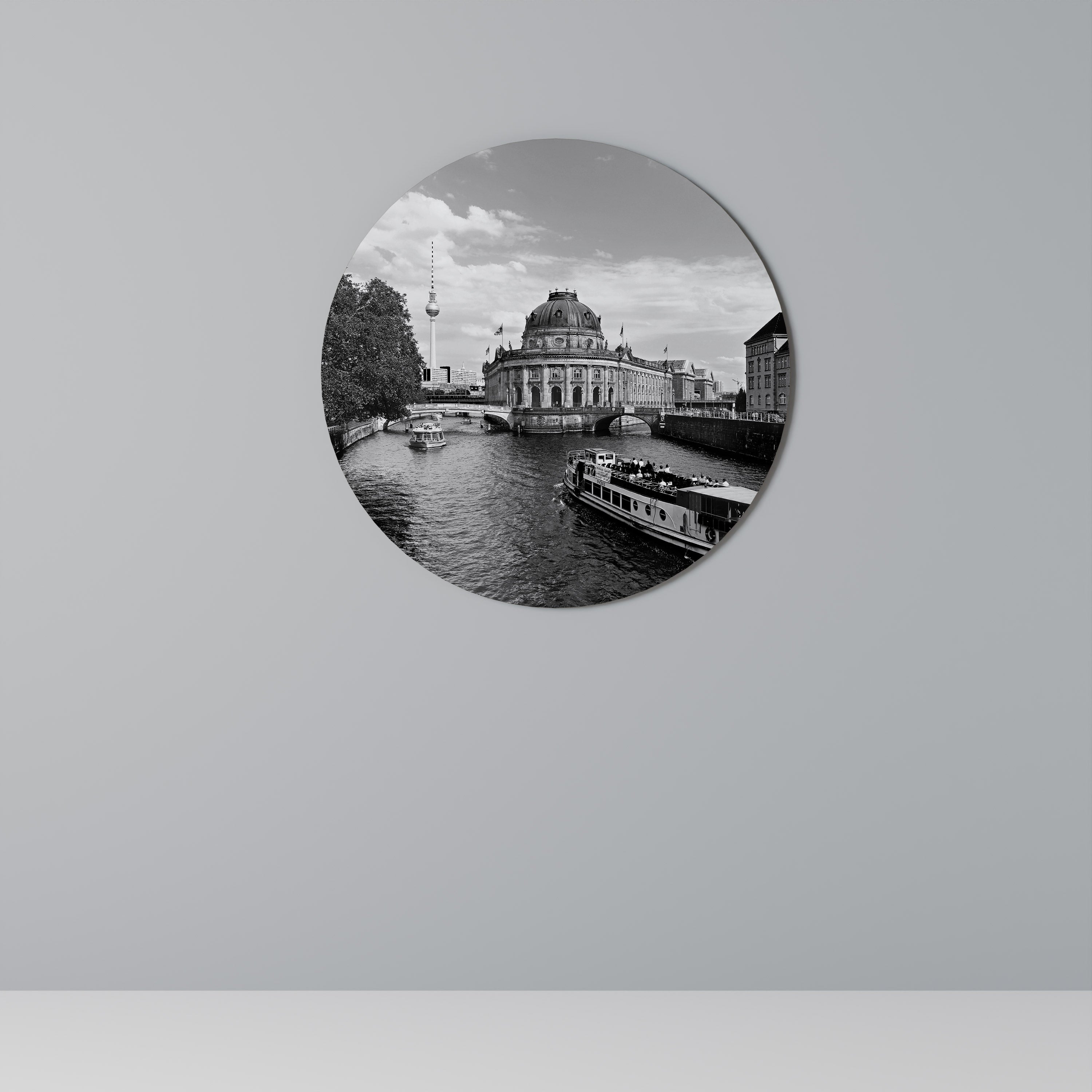 Rund väggdekoration HISTORIENS SPÖKEN