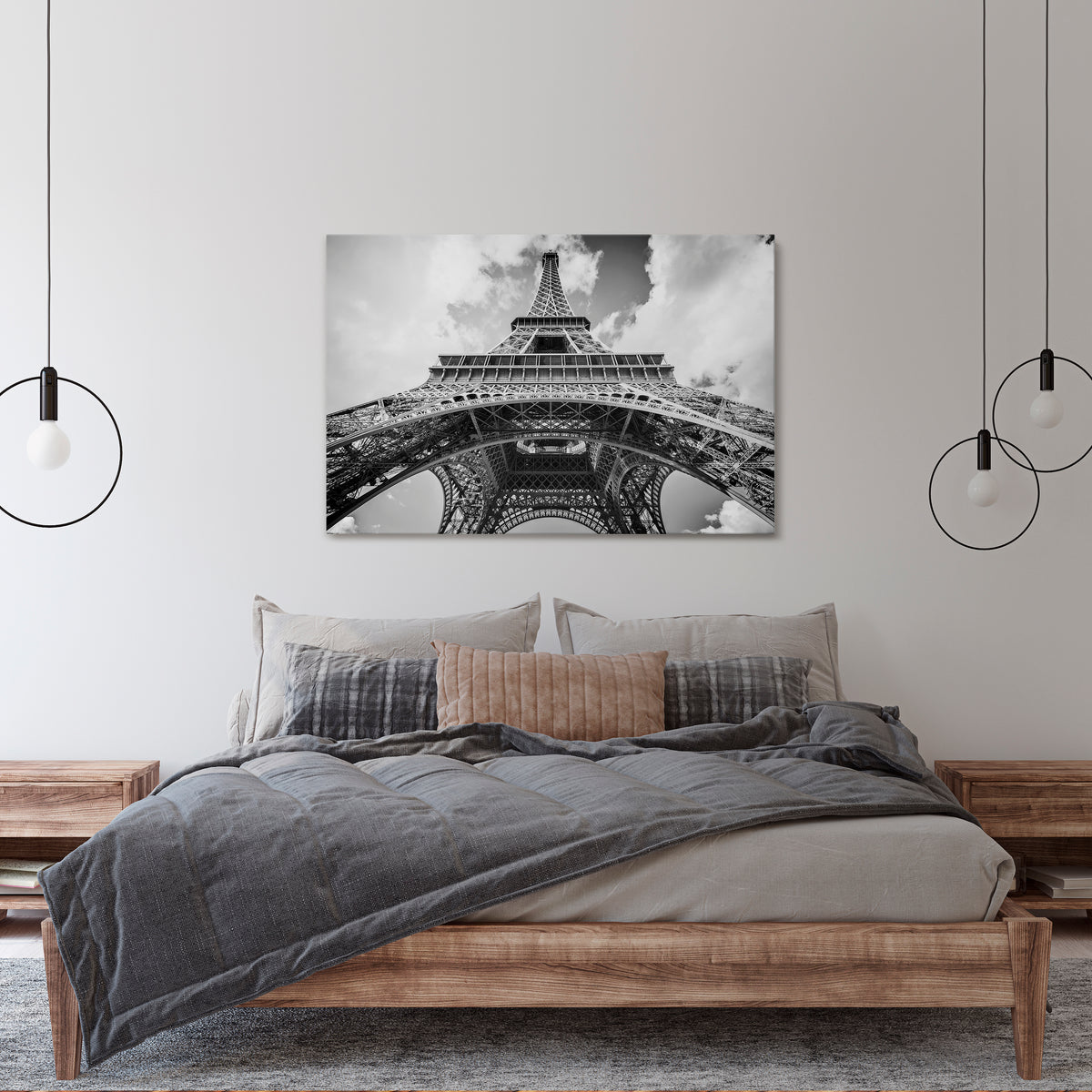 TIMELESS EIFFEL PERSPECTIVE Horizontal Canvas Print