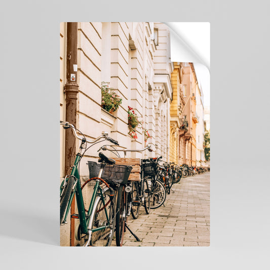 URBAN CYCLE HAVEN Vertikal affisch med självhäftande text