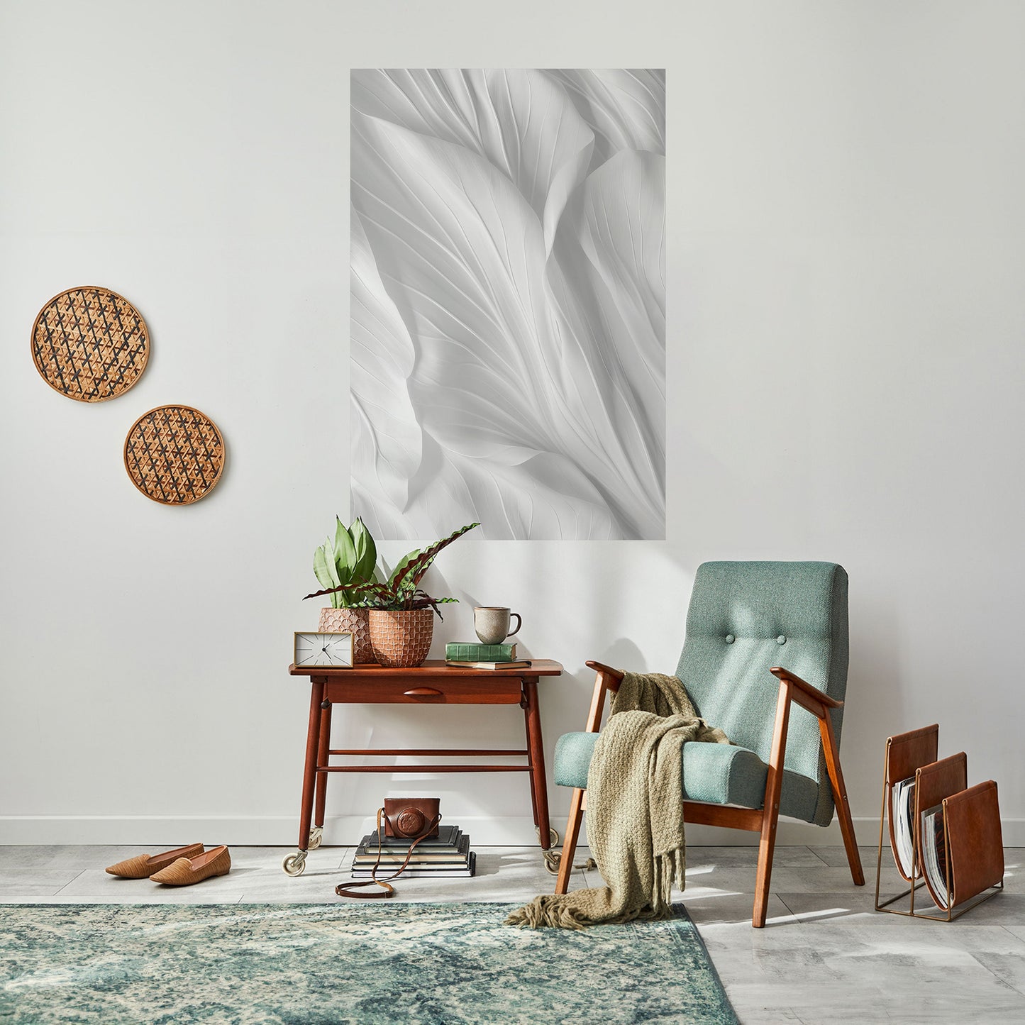 SILKEN SERENITY vertikal poster med självhäftande text