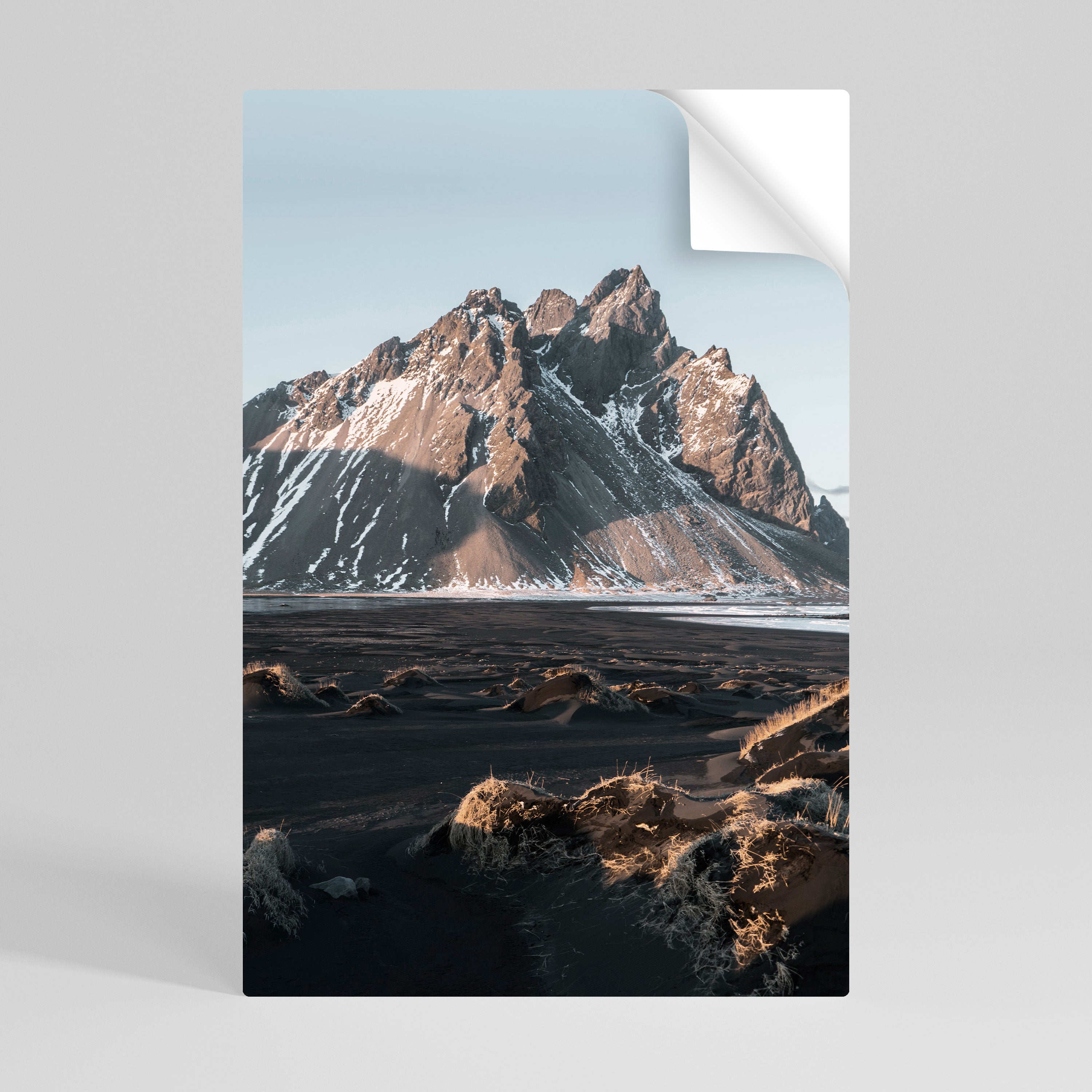 ECHOES OF TIMELESS HEIGHTS Självhäftande Vertikal Poster