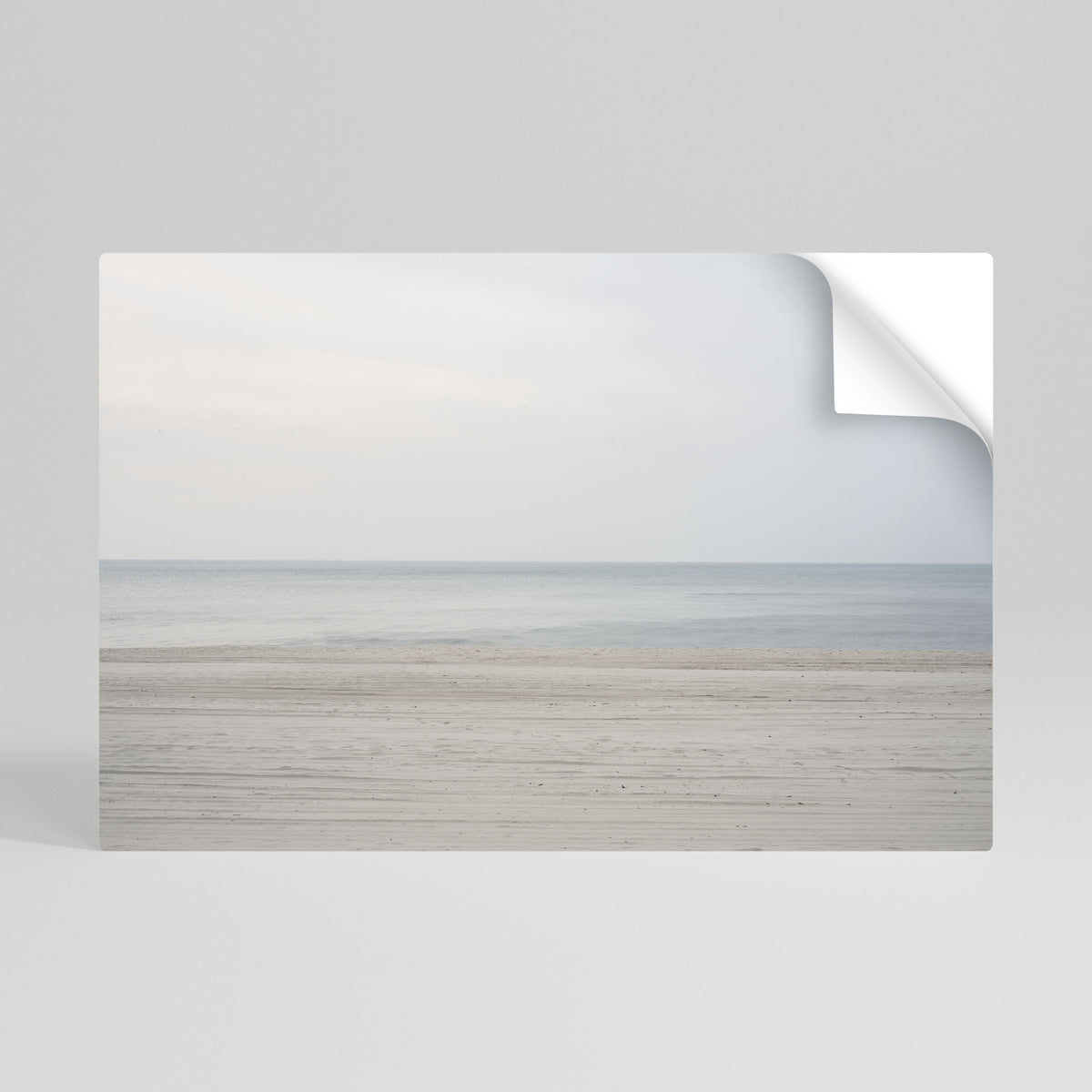 MISTY SEAS OF CALM Självhäftande Horisontell Poster