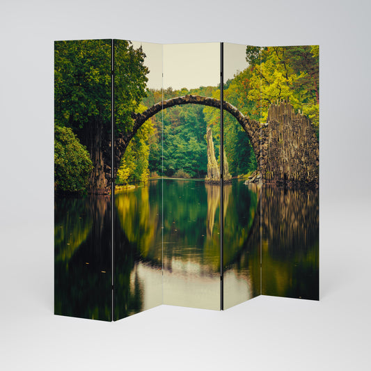 SERENE REFLECTIONS REALM Decorative 5-Panel Room Divider