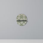 LÖV PÅ GRÖN Oval konsthylla i svart finish