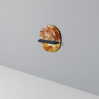 SPÅR AV HÖST Oval konsthylla i svart finish