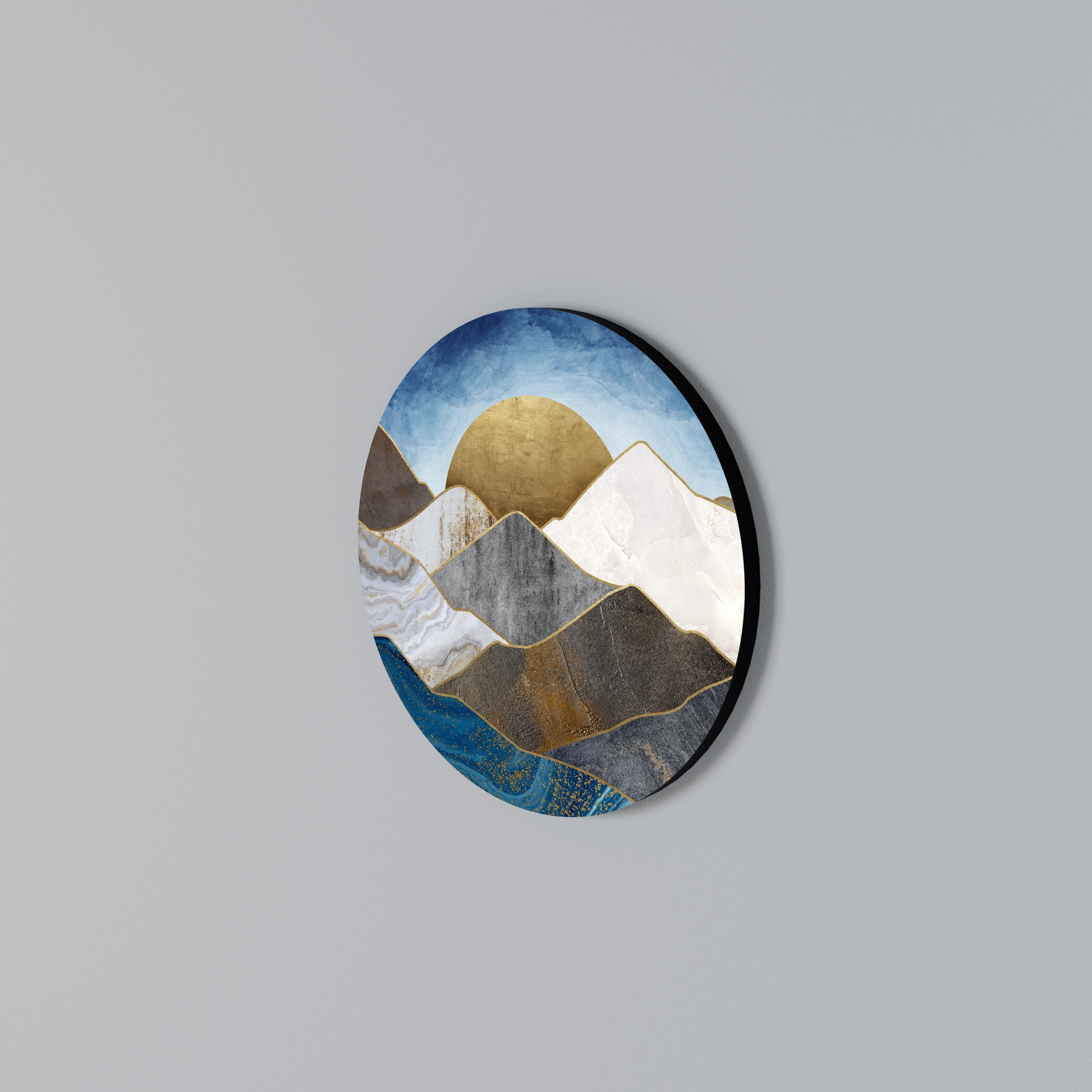 SHEEN OF PEAKS Round Wall Art
